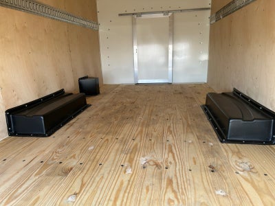 2025 GMC Savana Cutaway 3500 1WT