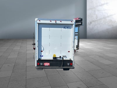 2025 GMC Savana Cutaway 3500 1WT