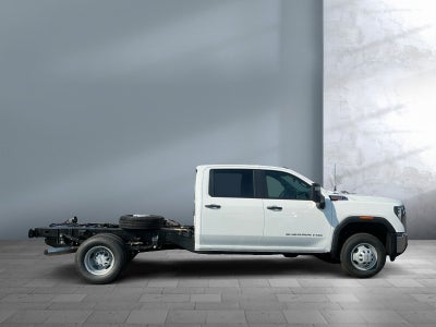 2026 GMC Sierra 3500 HD Chassis Cab Pro