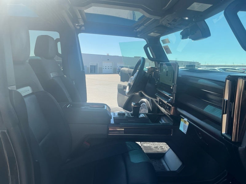 2024 GMC HUMMER EV SUV 2X