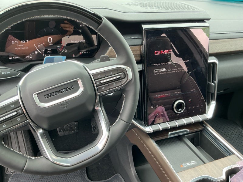 2027 GMC Acadia Denali Ultimate