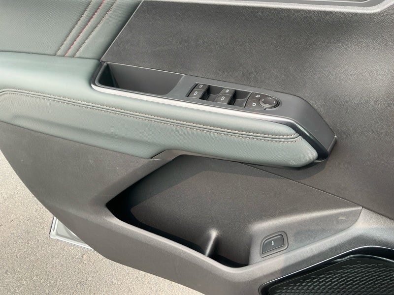 2025 GMC Acadia AT4