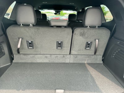 2025 GMC Acadia AT4