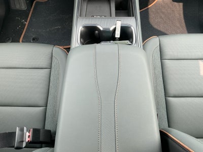 2025 GMC Acadia AT4