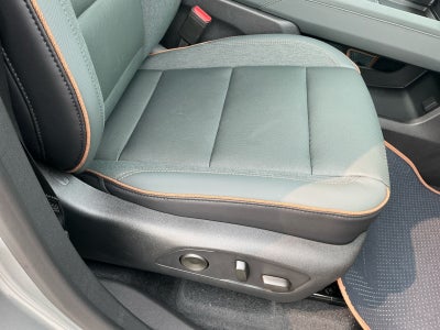 2025 GMC Acadia AT4