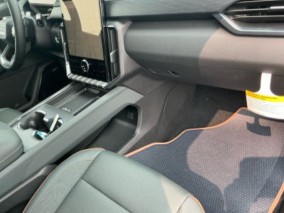 2025 GMC Acadia AT4