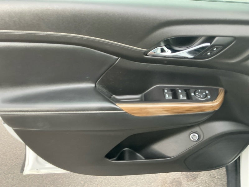 2019 GMC Acadia SLE