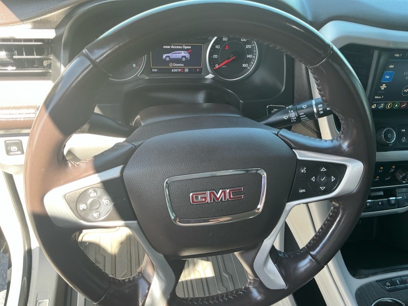 2020 GMC Acadia SLT