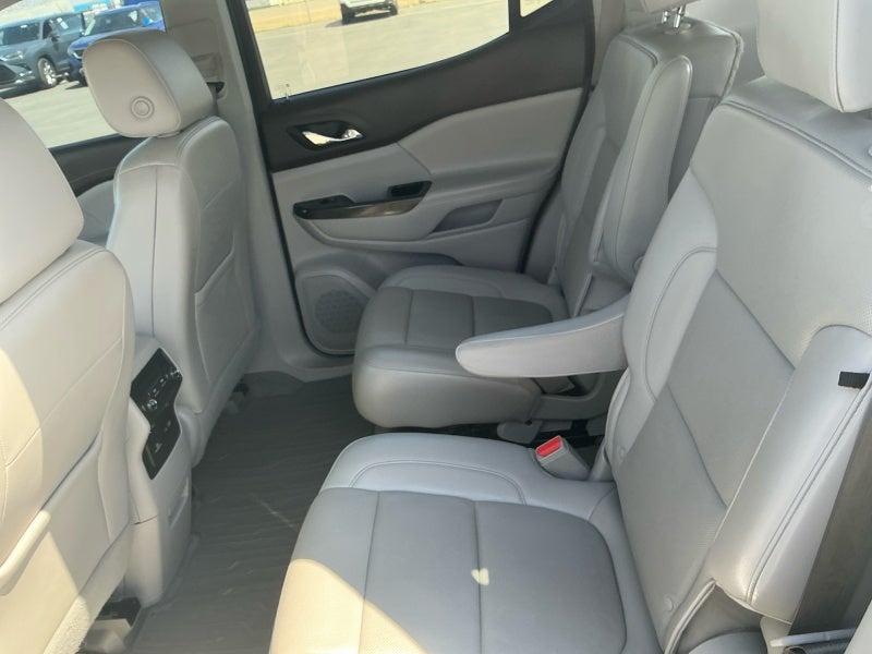2020 GMC Acadia SLT