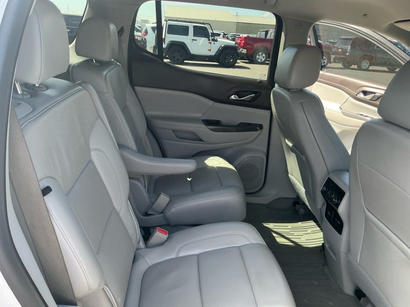 2020 GMC Acadia SLT