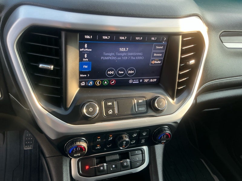 2021 GMC Acadia SLT