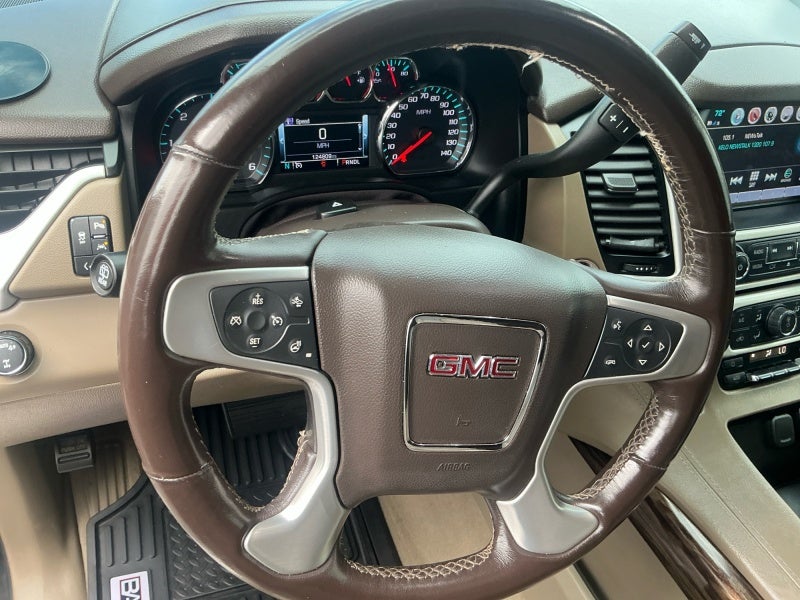 2020 GMC Yukon XL SLT