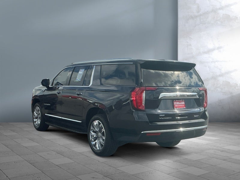 2023 GMC Yukon XL SLT