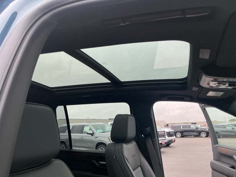 2027 GMC Yukon XL Denali