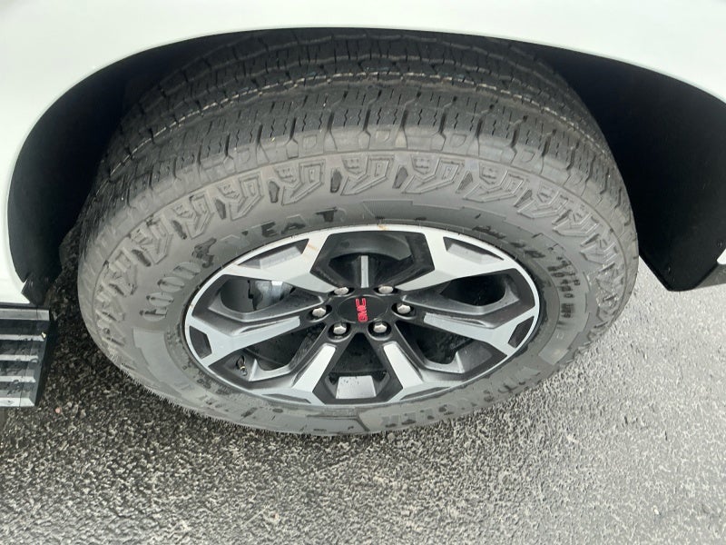2027 GMC Yukon AT4 Ultimate