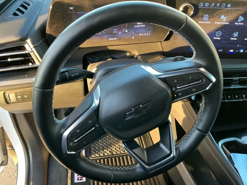 2024 Chevrolet Traverse LS