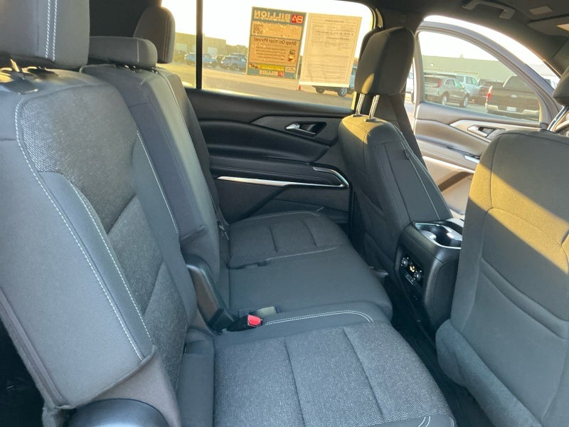 2024 Chevrolet Traverse LS