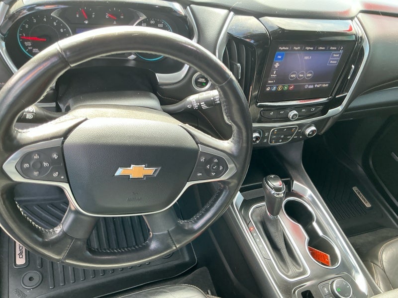 2020 Chevrolet Traverse LT Leather
