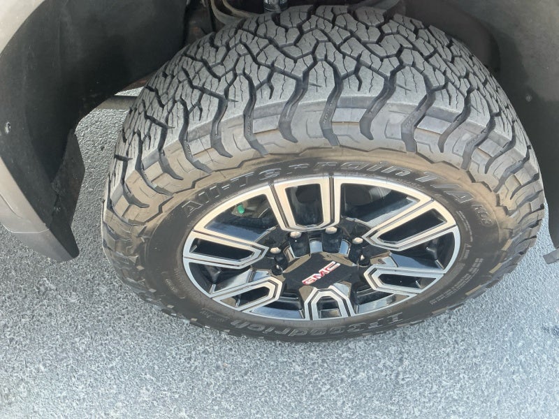 2023 GMC Sierra 2500 HD Denali