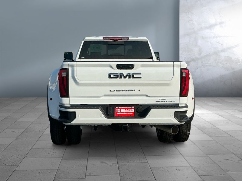 2026 GMC Sierra 3500 HD Denali Ultimate DRW