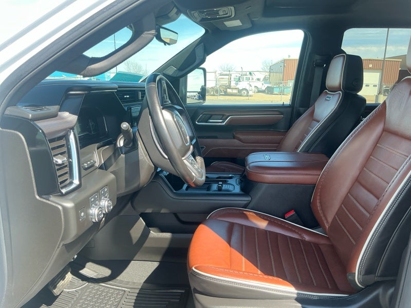 2025 GMC Sierra 3500 HD Denali Ultimate