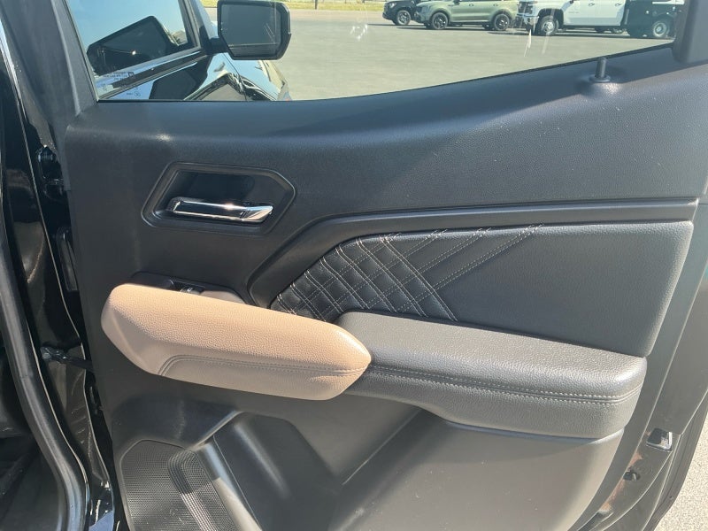 2025 GMC Canyon Denali