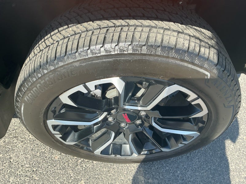 2025 GMC Canyon Denali