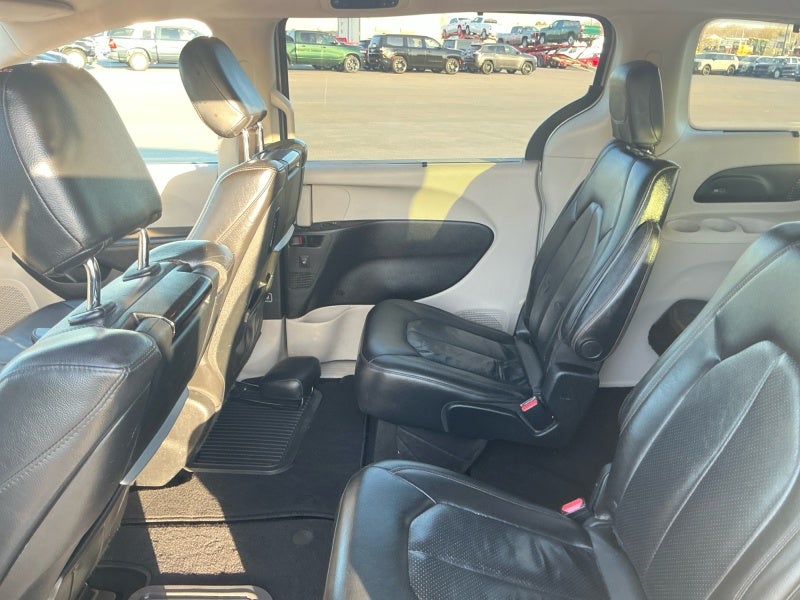 2018 Chrysler Pacifica Touring L Plus