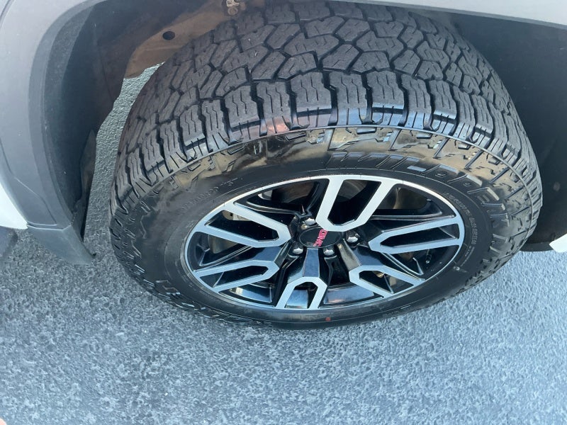 2022 GMC Sierra 1500 Limited AT4