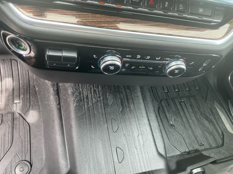 2025 GMC Sierra 1500 SLE
