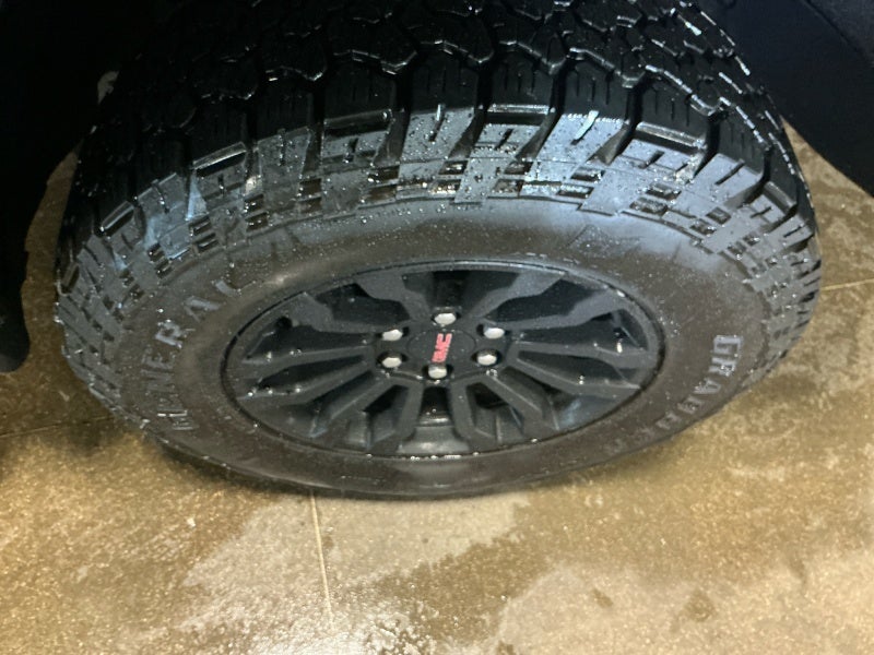 2023 GMC Sierra 1500 AT4X