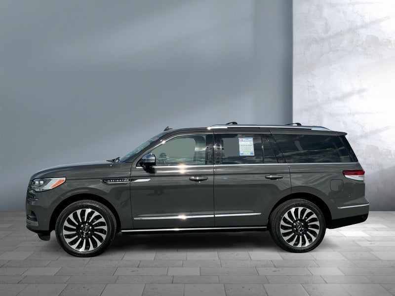 2022 Lincoln Navigator Black Label
