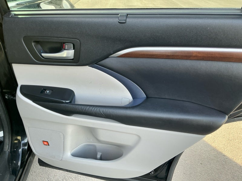 2015 Toyota Highlander Limited