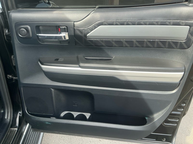 2014 Toyota Tundra 4WD Truck Platinum