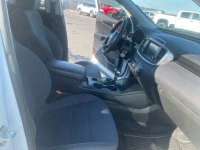 2019 Kia Sorento LX V6