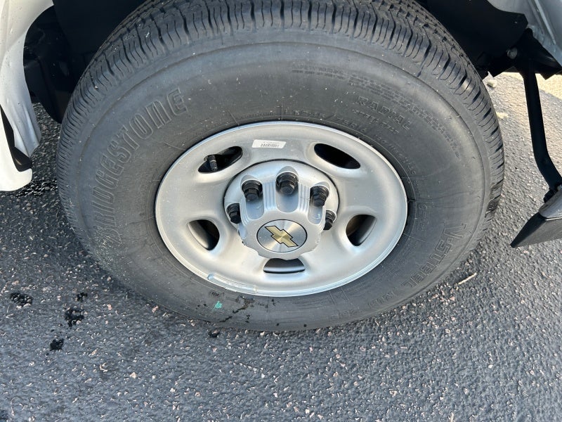 2025 GMC Savana Cutaway 3500 1WT