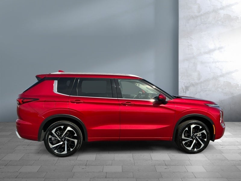 2023 Mitsubishi Outlander SEL