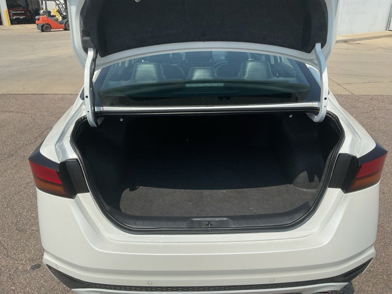 2024 Nissan Altima Platinum