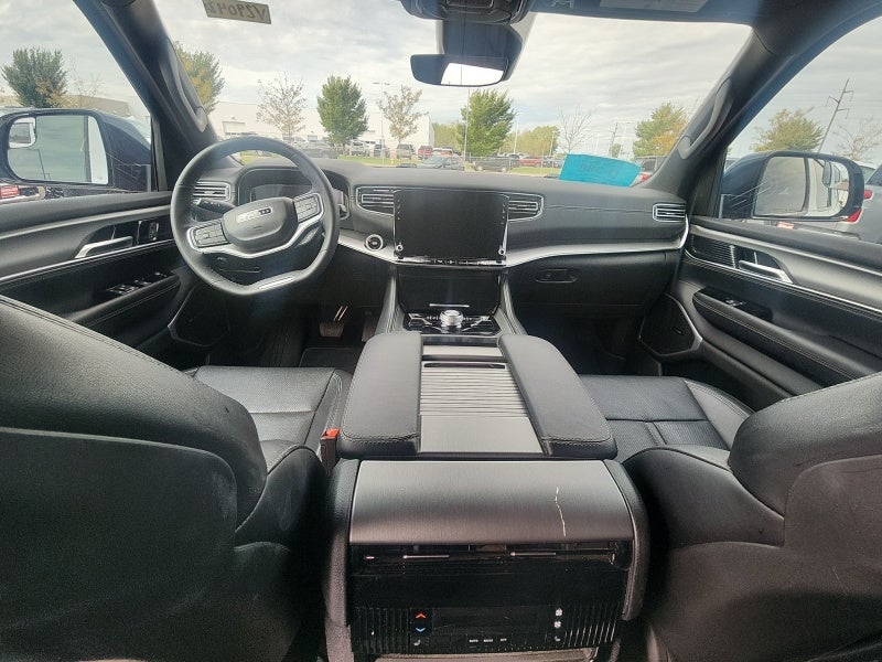 2024 Jeep Wagoneer L Series II Carbide