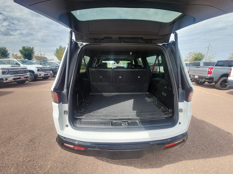 2024 Jeep Wagoneer L Series II Carbide