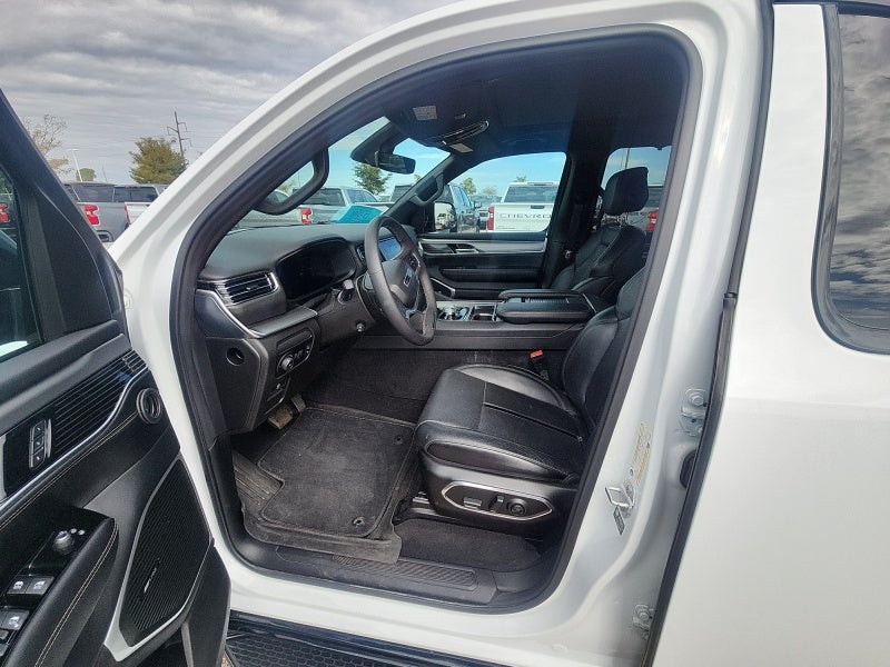 2024 Jeep Wagoneer L Series II Carbide