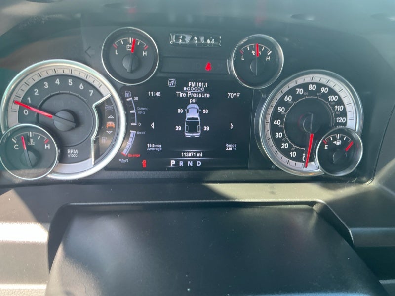 2017 RAM 1500 SLT