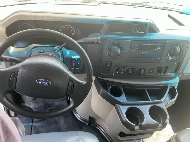 2016 Ford Econoline Commercial Cuta NA