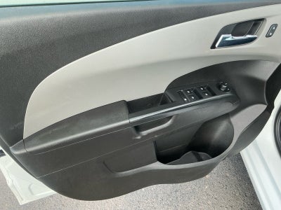 2017 Chevrolet Sonic LT