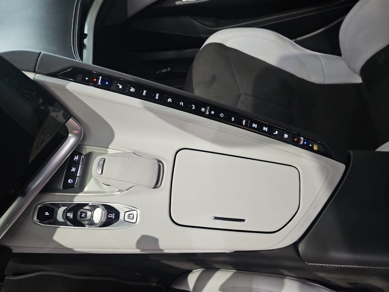 2025 Chevrolet Corvette E-Ray 2LZ