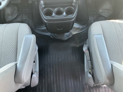 2025 Chevrolet Express Passenger 1LS