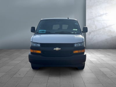 2025 Chevrolet Express Passenger 1LS