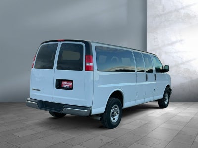 2024 Chevrolet Express Passenger 3500 1LT