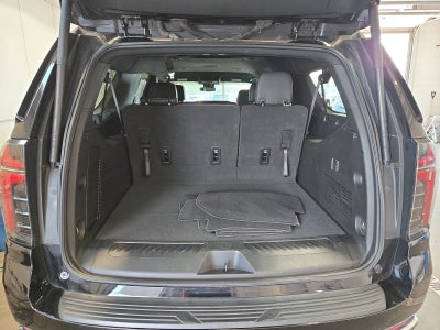 2025 Chevrolet Suburban LT