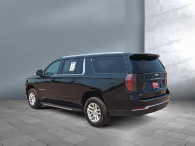 2025 Chevrolet Suburban LT